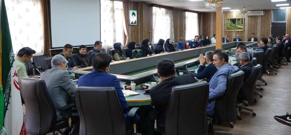 نشست مشترک رئیس دانشگاه فرهنگیان کردستان با اعضای هیأت علمی برگزار شد