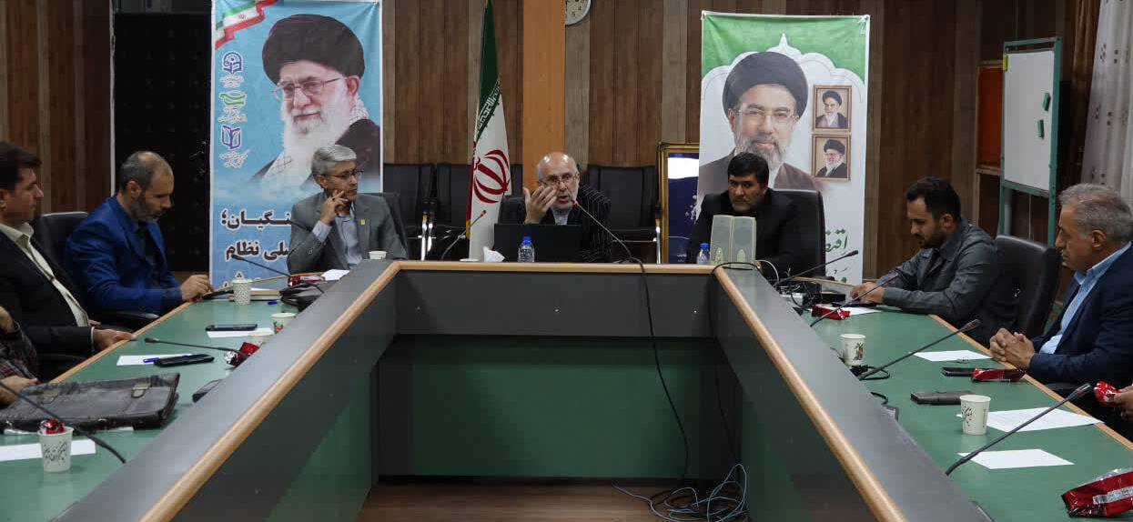 واکاوی نقش اخلاقی دانشگاه‌های جهان اسلام در بحران‌زایی و بحران‌زدایی در نشست هم‌اندیشی اساتید دانشگاه فرهنگیان کردستان
