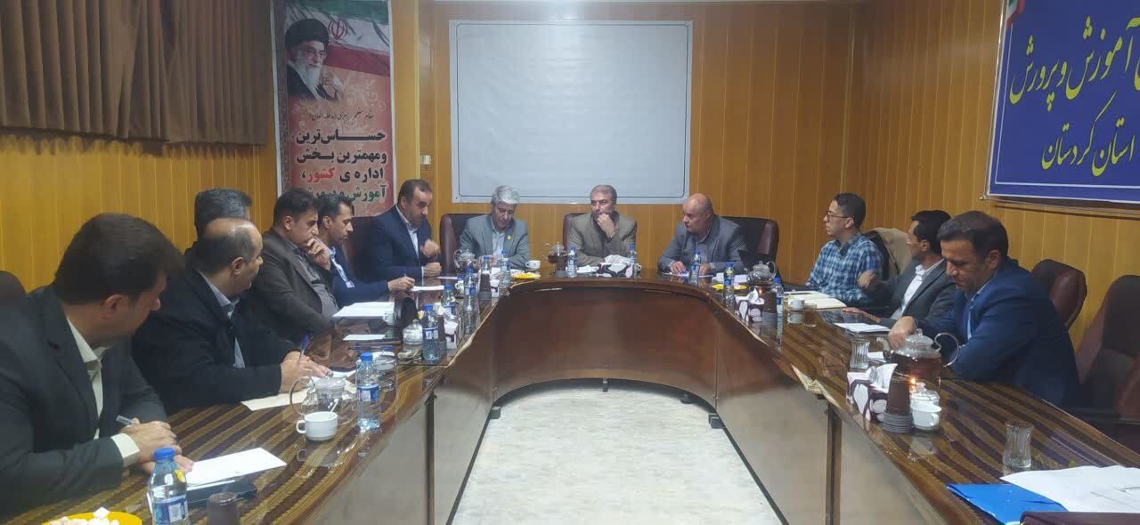 دومین نشست ستاد راهبری ارزیابی شایستگی معلمی کردستان برگزار شد