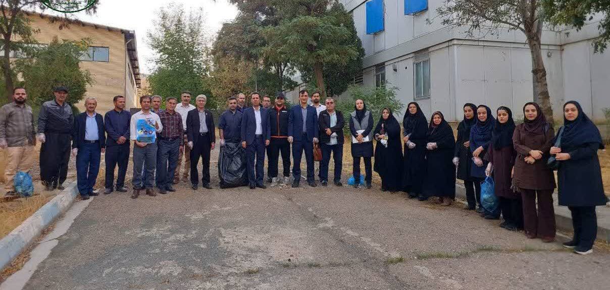 همایش پیاده‌روی و پاکسازی محیط دانشگاه فرهنگیان کردستان با مشارکت دانشگاهیان
