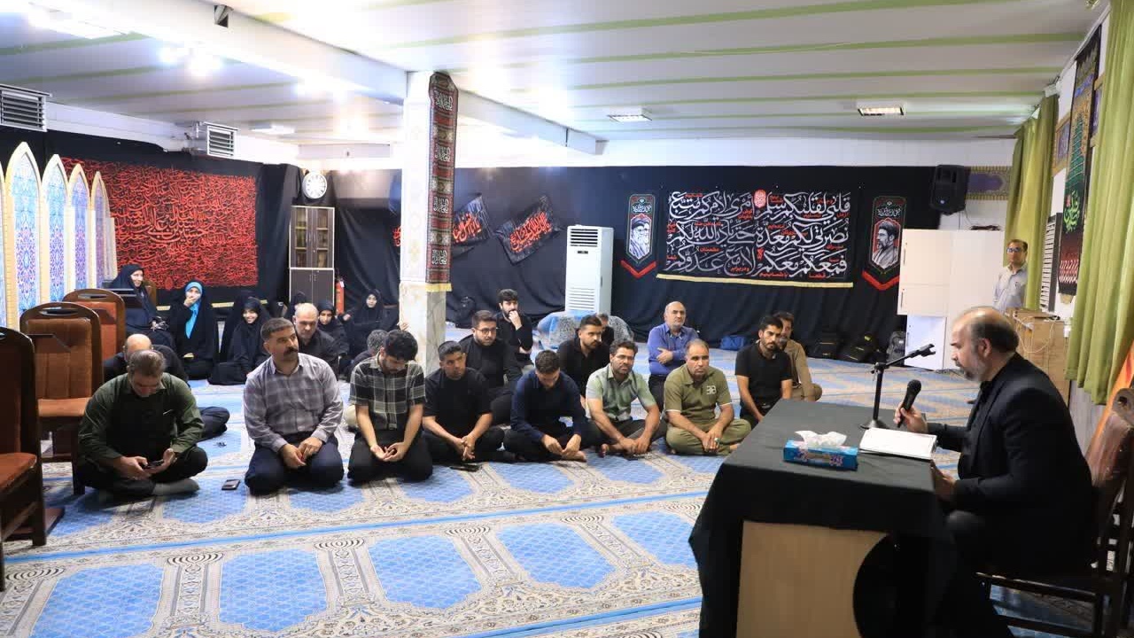 حضور همکاران دانشگاه فرهنگیان خراسان جنوبی در موکب جمانه برای خدمت‌رسانی به زائران اربعین حسینی (ع)