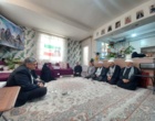هیئت‌رئیسه دانشگاه فرهنگیان قزوین صبح روز دوشنبه ۱۰ فروردین ۱۴۰۵ با حضور در منزل خانواده‌های معظم شهیدان رستمی و کیال‌ها با آنان دیدار و گفت‌وگو کردند