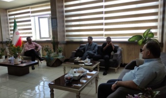 برگزاری جلسه هماهنگی زیرسازی محوطه دانشگاه برای اجرای آسفالت و ساخت گذر دانشجو