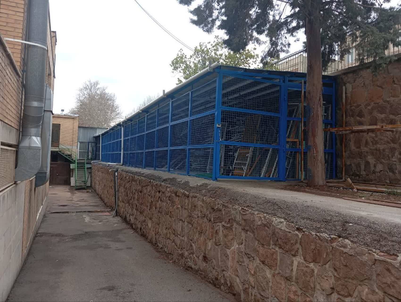 گامی در ساماندهی زیرساخت‌ها؛ افزایش نظم و بهره‌وری؛ تکمیل سوله انبار ضایعات دانشگاه فرهنگیان قزوین در ایام نوروز