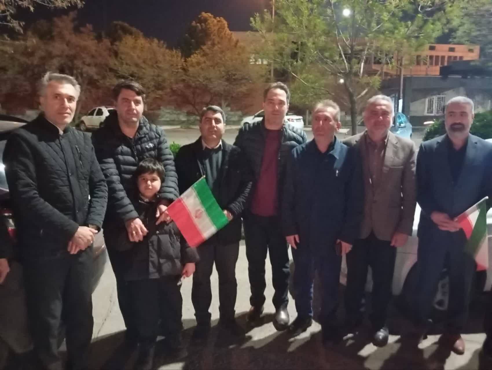 حضور فعال رییس و معاون فرهنگی و دانشجویی دانشگاه فرهنگیان قزوین در تجمع مردم استان؛ تأکید بر وحدت و همدلی مسئولان دانشگاهی و استانی