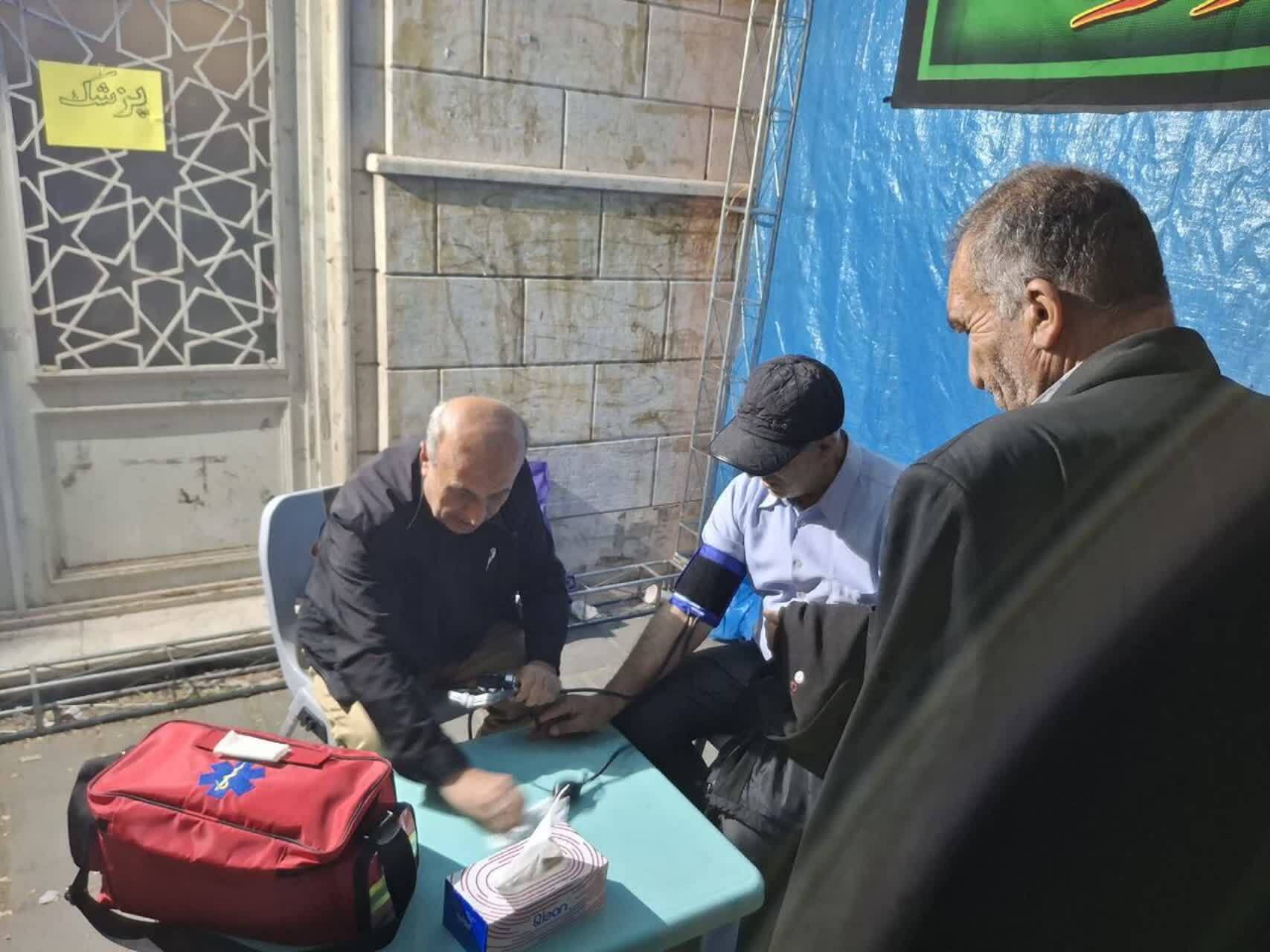 گزارش تصویری برپایی موکب دانشگاه فرهنگیان استان قزوین به همراه ارائه خدمات پزشکی ۲۵ فروردین ماه