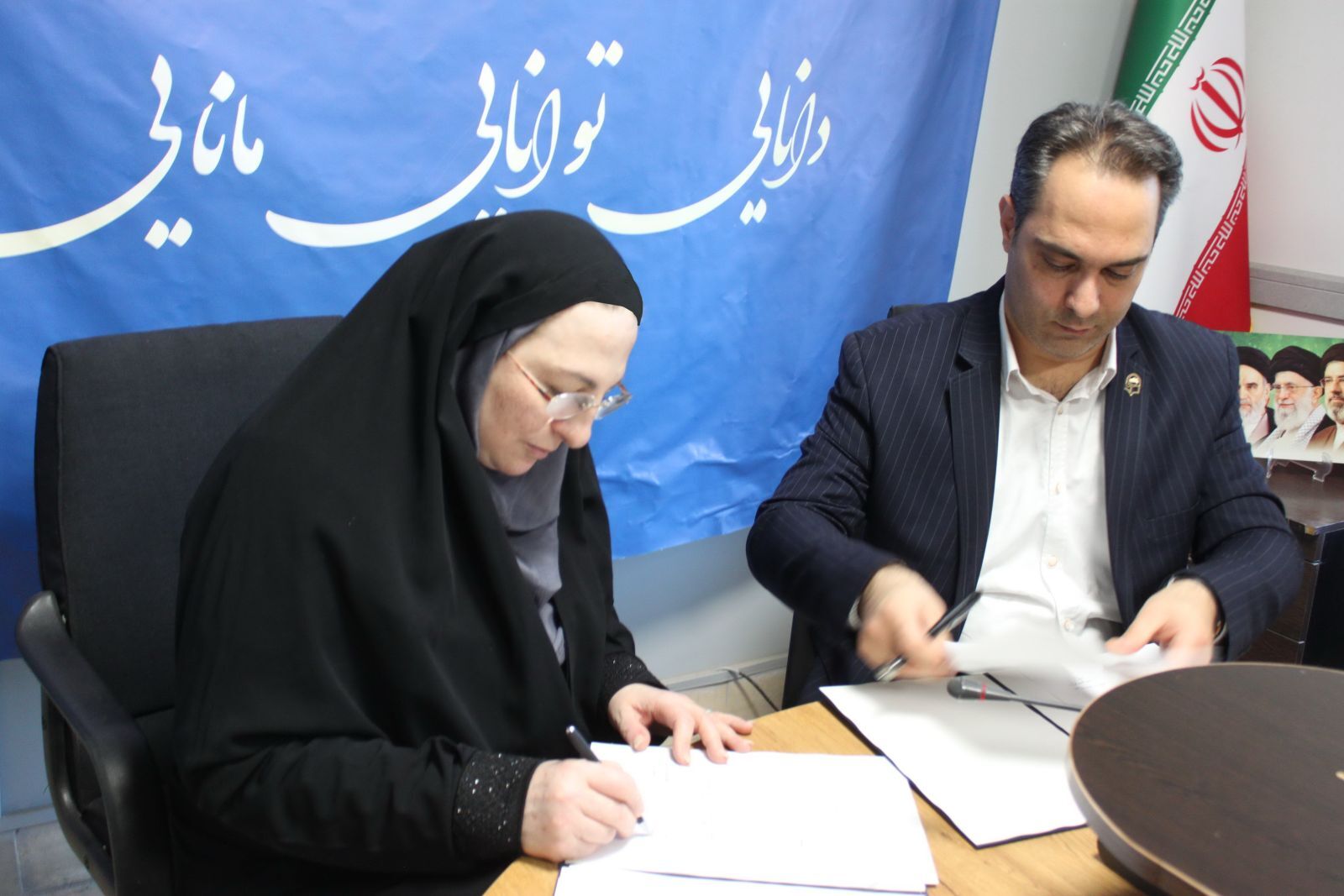 آغاز فاز اجرایی همکاری دانشگاه فرهنگیان و بنیاد نخبگان قزوین با امضای تفاهم‌نامه مشترک