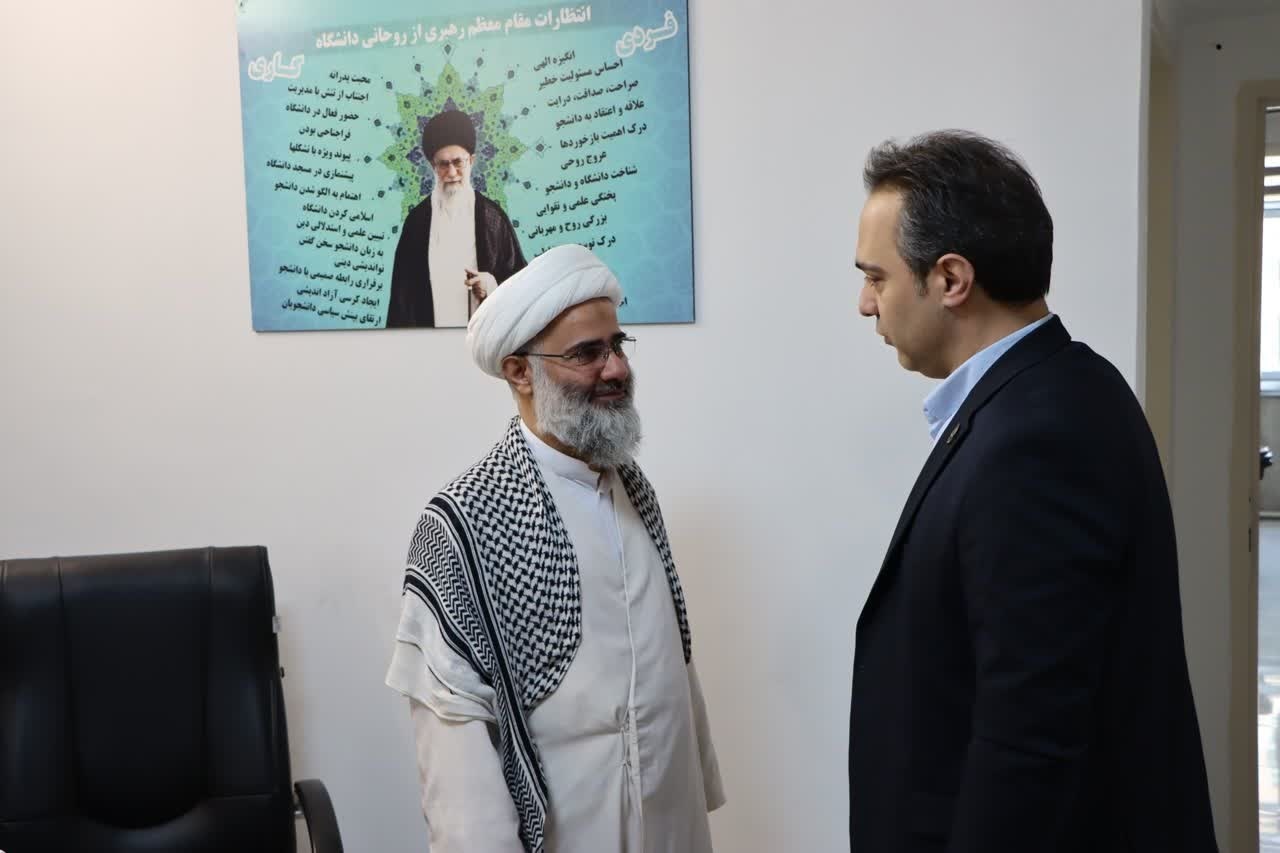 بررسی روند آغاز سال تحصیلی جدید در دانشگاه فرهنگیان استان قزوین توسط رئیس دانشگاه