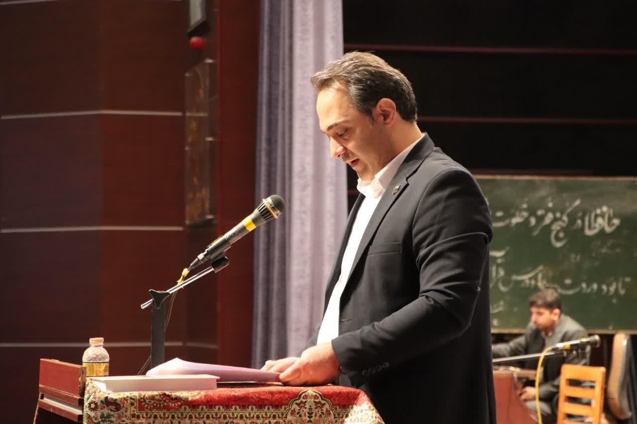 گزارش تصویری| نشست هم اندیشی مدیریت دانشگاه با استادان دانشگاه فرهنگیان قزوین و مدیران مدارس مجری دروس کارورزی