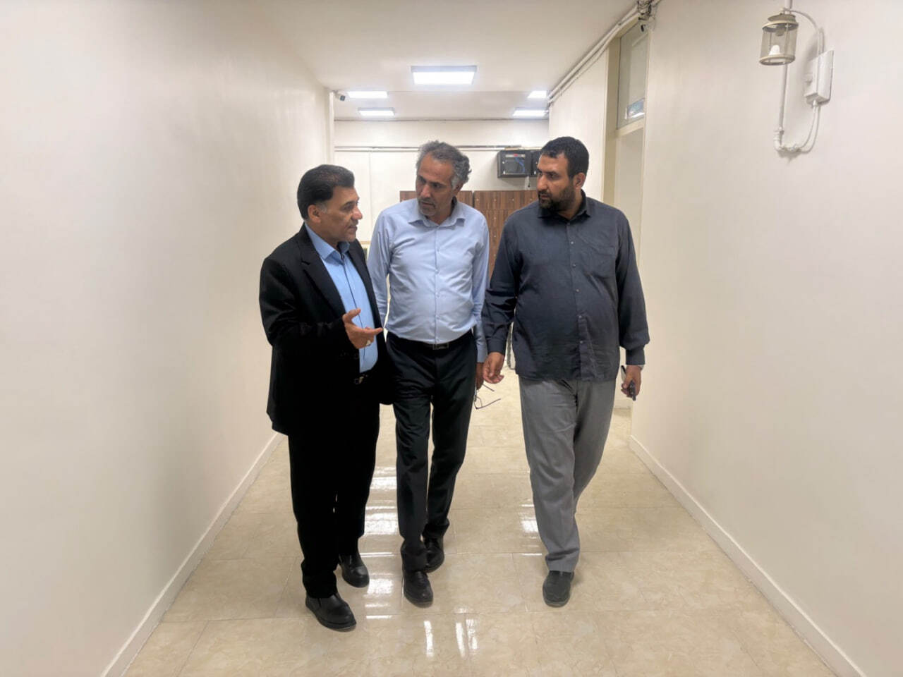 بازدید رئیس دانشگاه فرهنگیان تهران از بخش های دانشکده علوم اجتماعی و هنر