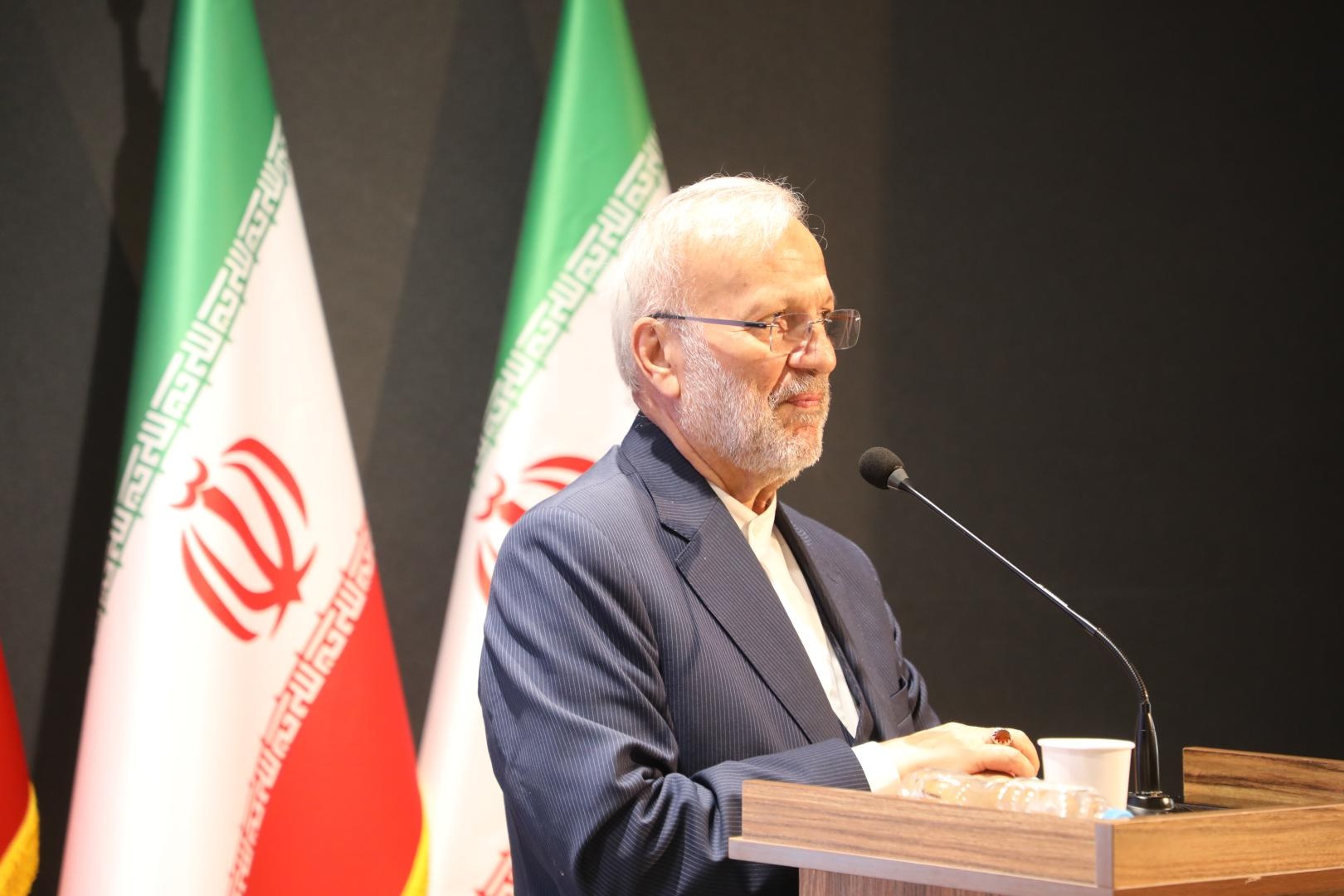 مراسم بزرگداشت رهبر شهید انقلاب، حضرت آیت‌الله العظمی امام خامنه‌ای(ره) و شهدای خانواده ایشان در سازمان مرکزی دانشگاه فرهنگیان