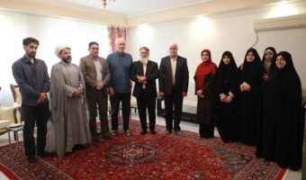 دیدار و تجلیل مسئولان دانشگاه فرهنگیان از خانواده شهید والامقام، همایون حاج‌علی‌بیگی