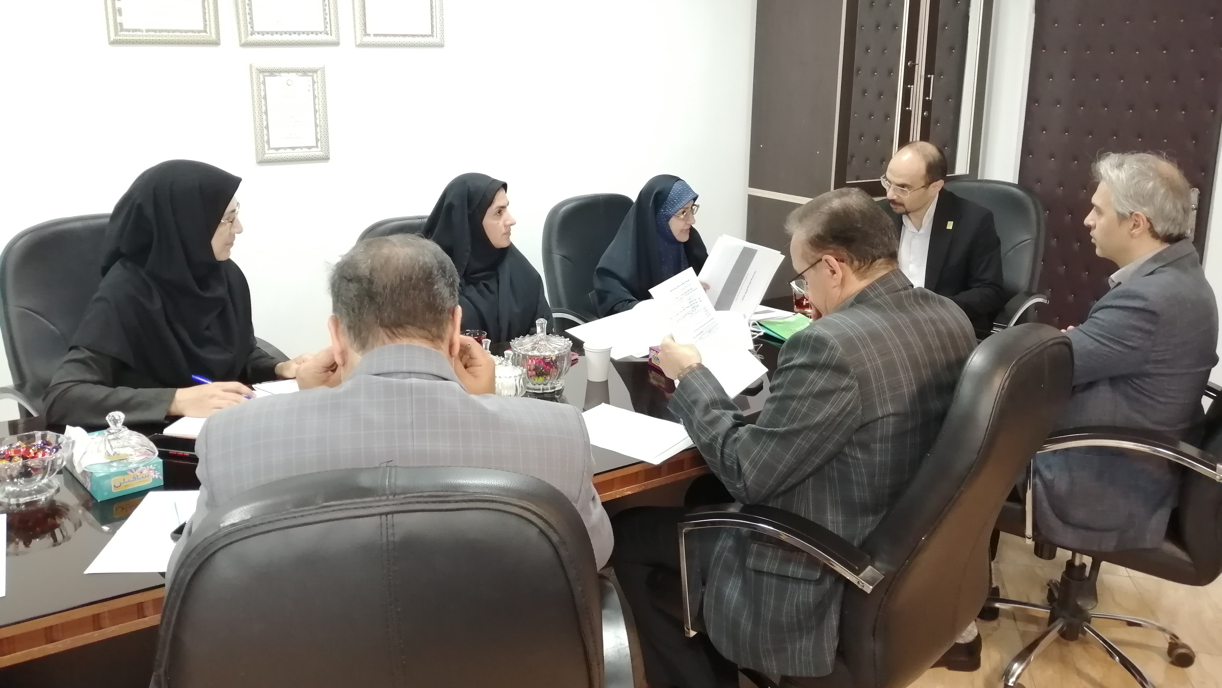 برگزاری نشست کمیته ارزیابی عملکرد و کیفیت خدمات شورای راهبری تحول اداری در مرکز نظارت، ارزیابی و تضمین کیفیت دانشگاه فرهنگیان