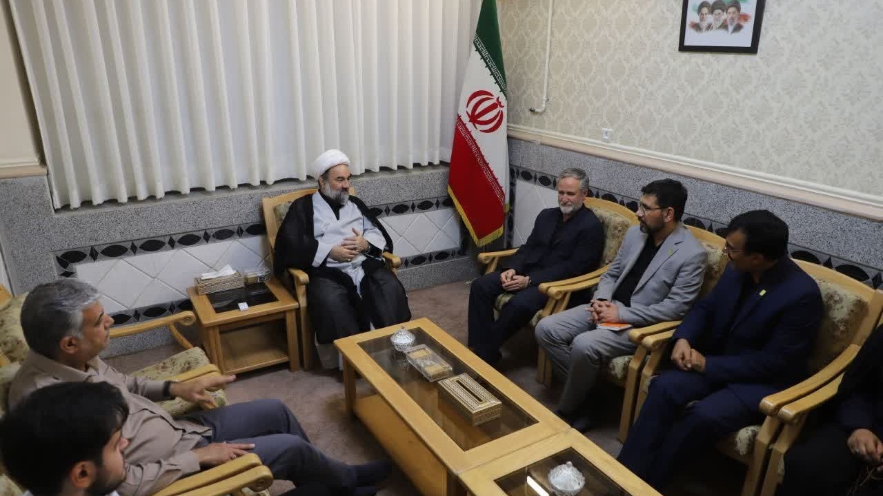 دیدار معاون فرهنگی و تربیتی دانشگاه فرهنگیان و سرپرست دانشگاه فرهنگیان استان سیستان و بلوچستان با نماینده ولی‌فقیه در استان
