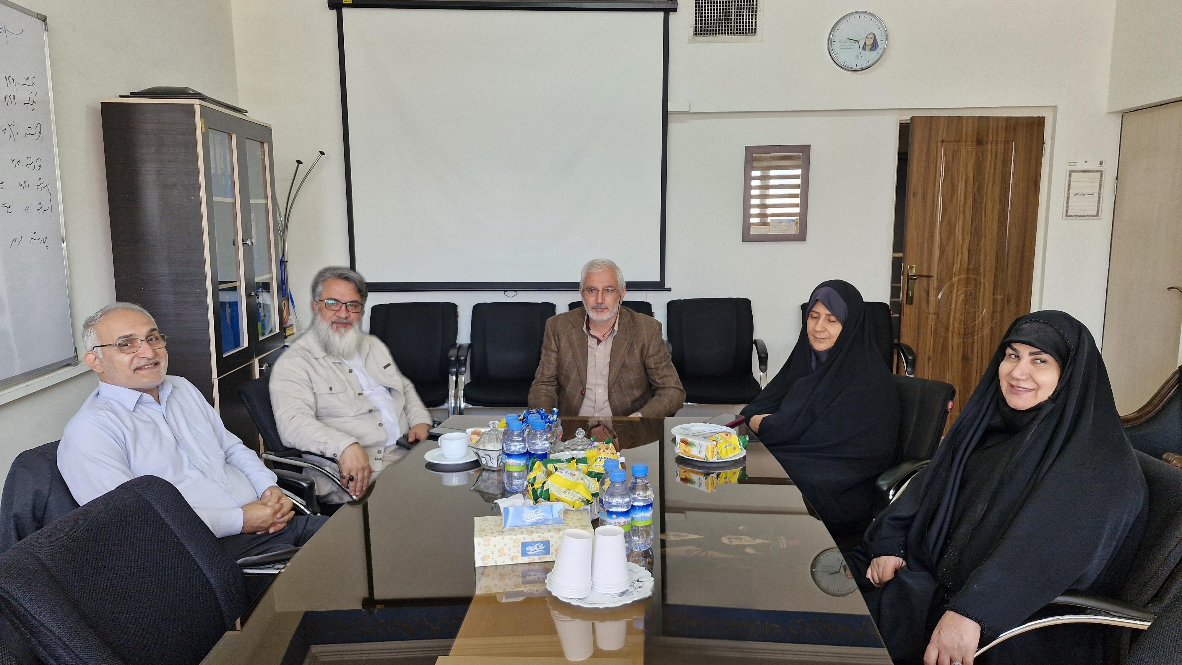 نخستین نشست هم‌اندیشی مدیران کل امور شاهد و ایثارگر دانشگاه‌های فرهنگیان، ملی‌مهارت و علمی‌کاربردی برگزار شد