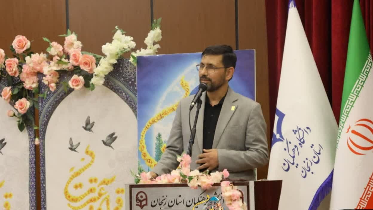 رهبر شهید، مرجع اصلی تربیت قرآنی امروز است