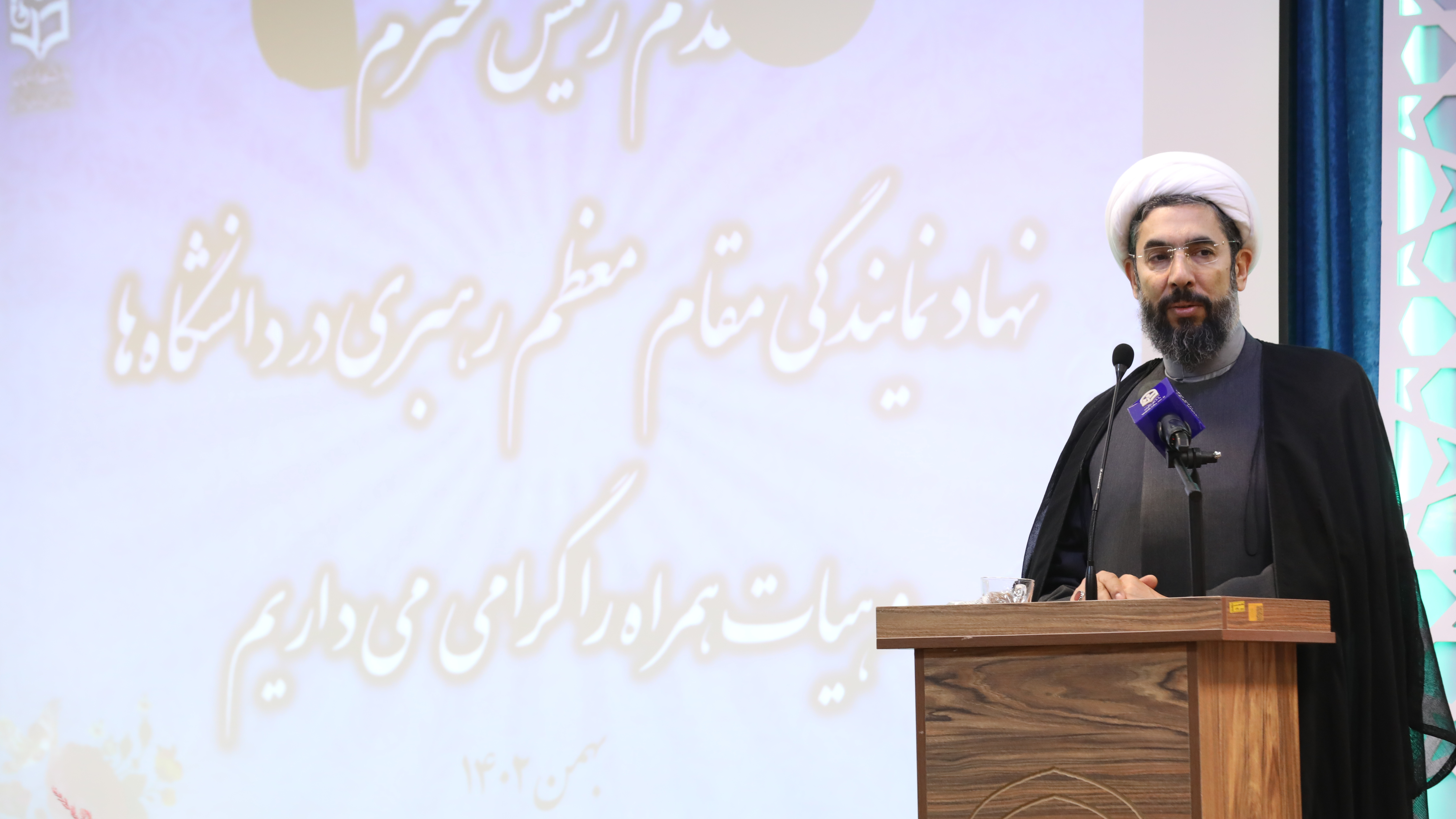  رئیس نهاد نمایندگی مقام معظم رهبری در دانشگاه ها:

 دانشگاه فرهنگیان باید اولویت برنامه های آموزش و پرورش باشد