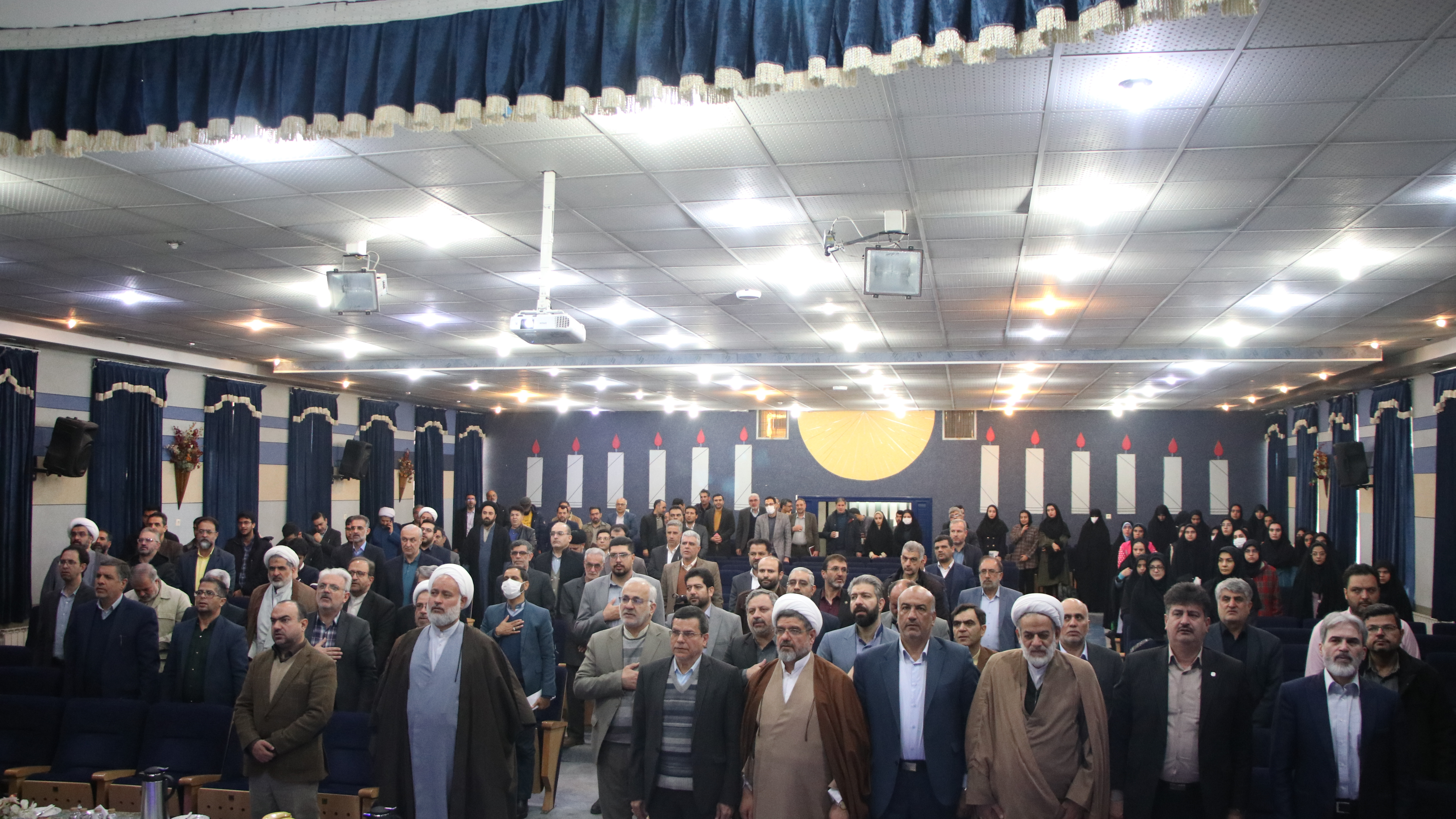 به میزبانی دانشگاه فرهنگیان استان اصفهان برگزار شد:پنجمین اجلاس استانی نماز اصفهان
