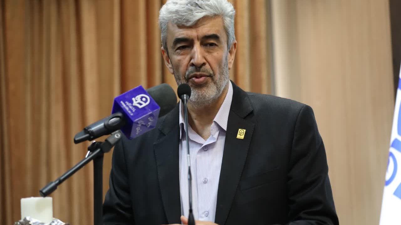 رئیس دانشگاه فرهنگیان:

خودباوری و شناخت توانمندی آموزه بزرگ شهدا  / آینده نظام جمهوری اسلامی ایران از مسیر دانشگاه فرهنگیان است
