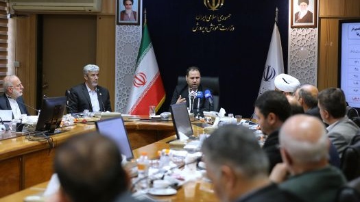 طبق مصوبه شورای عالی انقلاب فرهنگی نخبگان قرآنی در دانشگاه فرهنگیان جذب می شوند