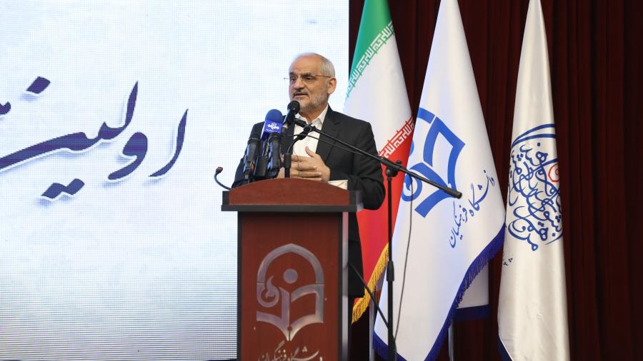  محسن حاجی میرزایی عنوان کرد:

نظام تعلیم و تربیت نقطه آغازین حرکت به سمت افق های روشن
