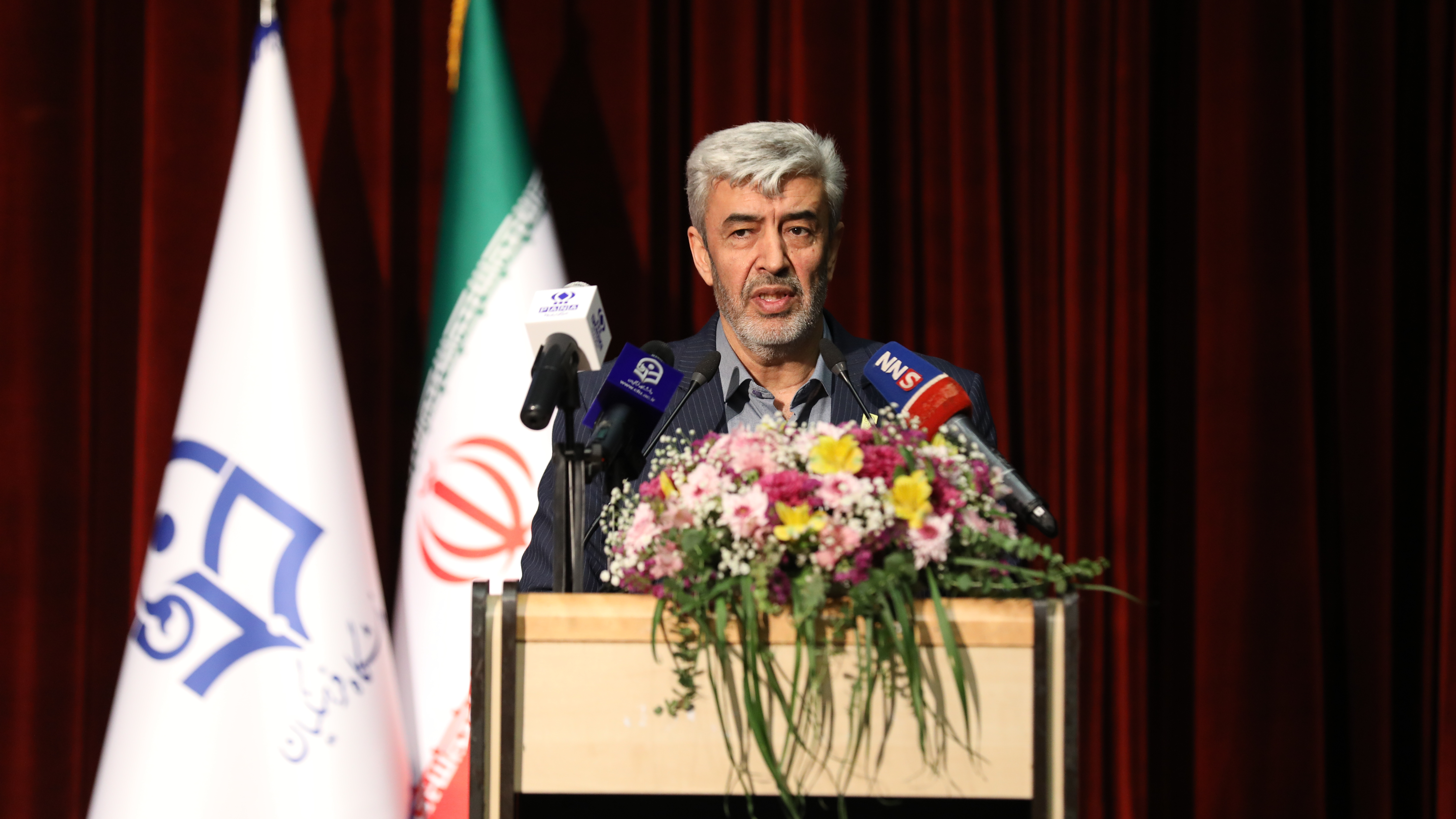 رئیس دانشگاه فرهنگیان تاکید کرد:

لزوم جریان تفکر پژوهشی و حل مسئله در دانشگاه فرهنگیان