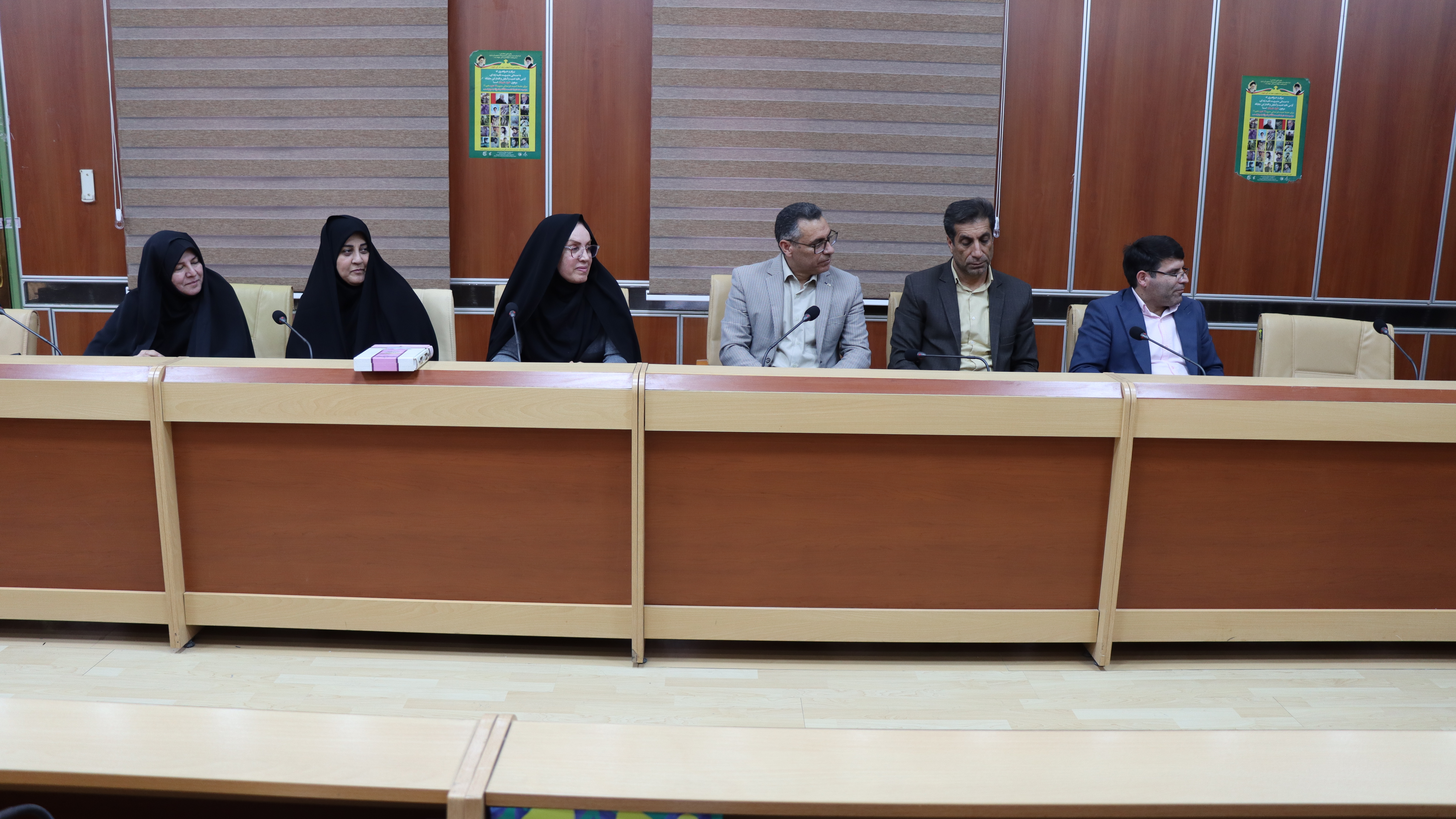 تخصیص زمین و ارتقای زیرساخت ها محور اصلی جلسه هیئت امنای دانشگاه فرهنگیان استان ایلام