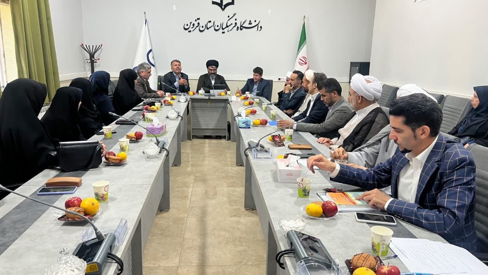 راهکارهای تقویت شورای پژوهش دانشگاه فرهنگیان قزوین با حضور معاون پژوهش و فناوری بررسی شد
