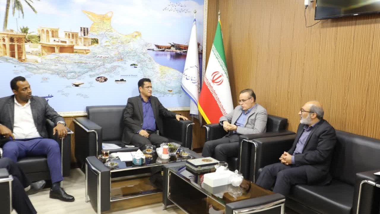 حضور مدیرکل حقوقی سازمان مرکزی دانشگاه فرهنگیان در هرمزگان