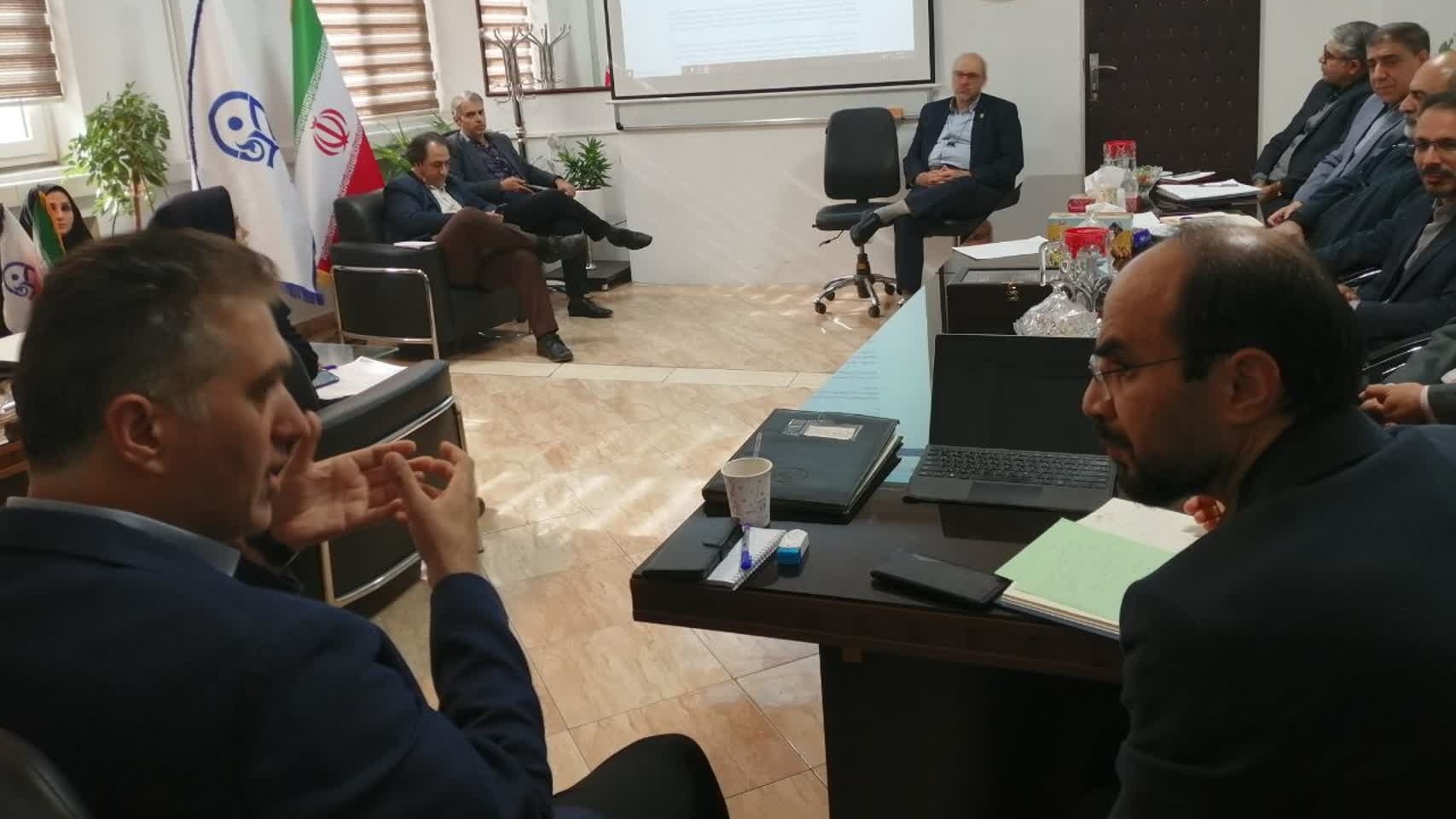 برگزاری جلسه تخصصی تحلیل ارزیابی عملکرد دانشگاه در مرکز نظارت، ارزیابی و تضمین کیفیت