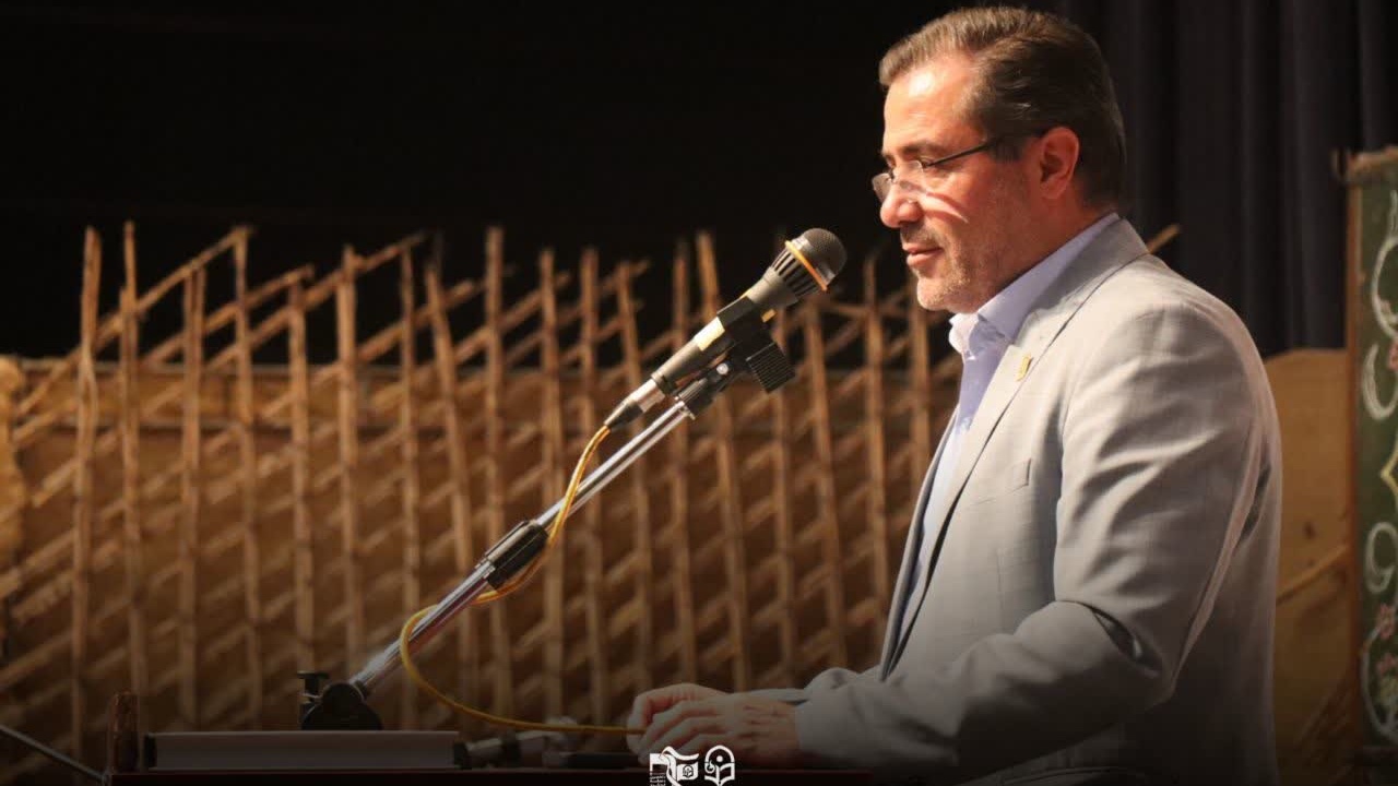 آیین گرامیداشت هفته سرآمدی آموزش و مقام معلم در دانشگاه فرهنگیان استان قزوین
