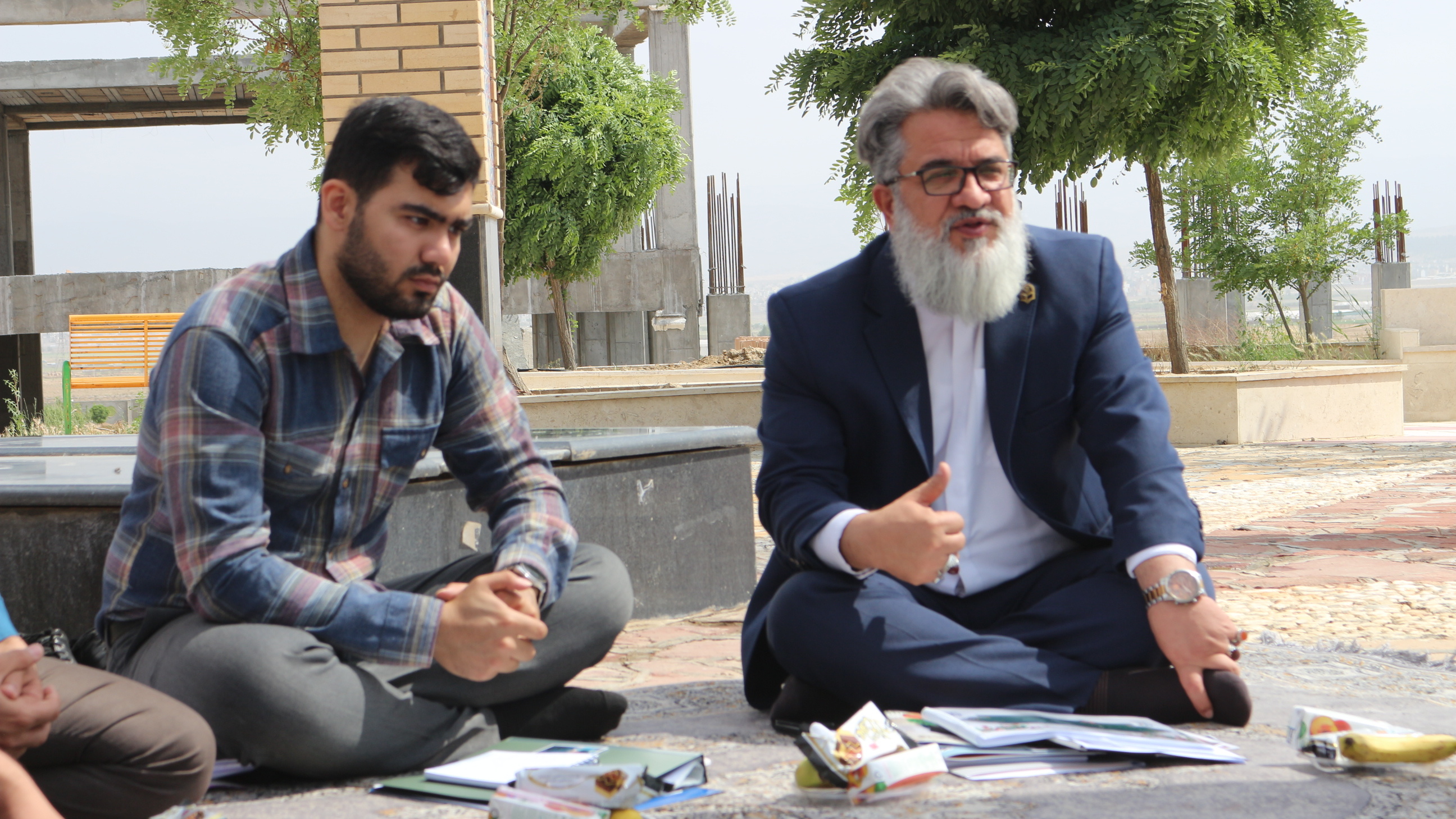 نشست مدیرکل ستاد امور شاهد و ایثارگران دانشگاه فرهنگیان کشور با اعضای کانون علمی فرهنگی ایثار خراسان شمالی