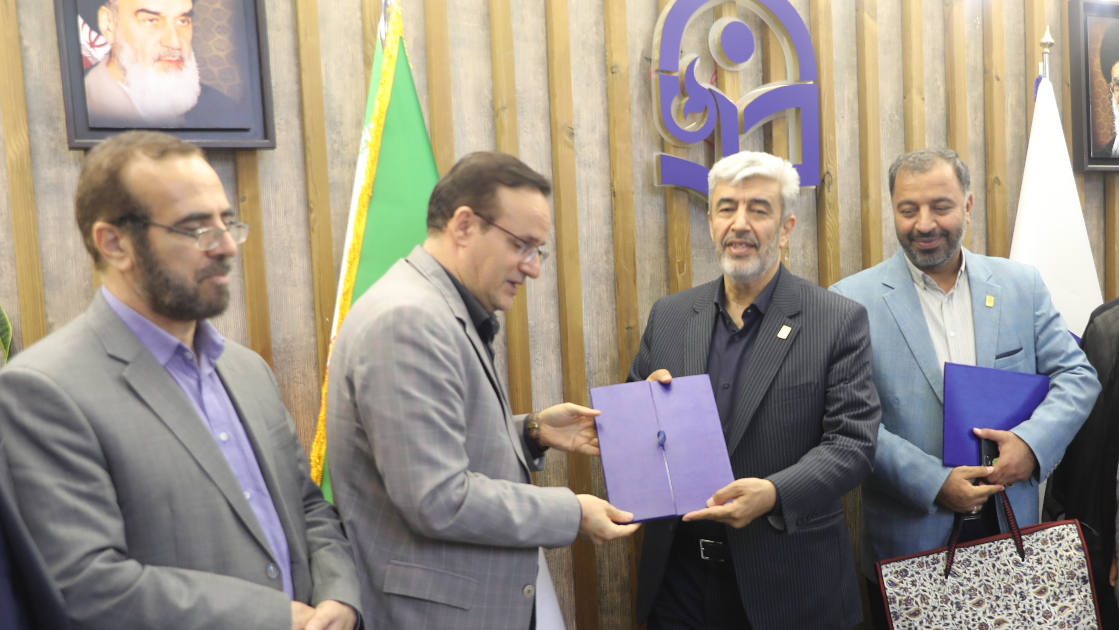 ابوالفضل نصرآبادی به سمت مدیرکل حقوقی، املاک و رسیدگی به شکایات دانشگاه فرهنگیان منصوب شد
