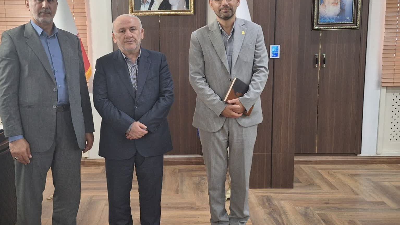 دیدار معاون فرهنگی و تربیتی دانشگاه فرهنگیان با استاندار مازندران
