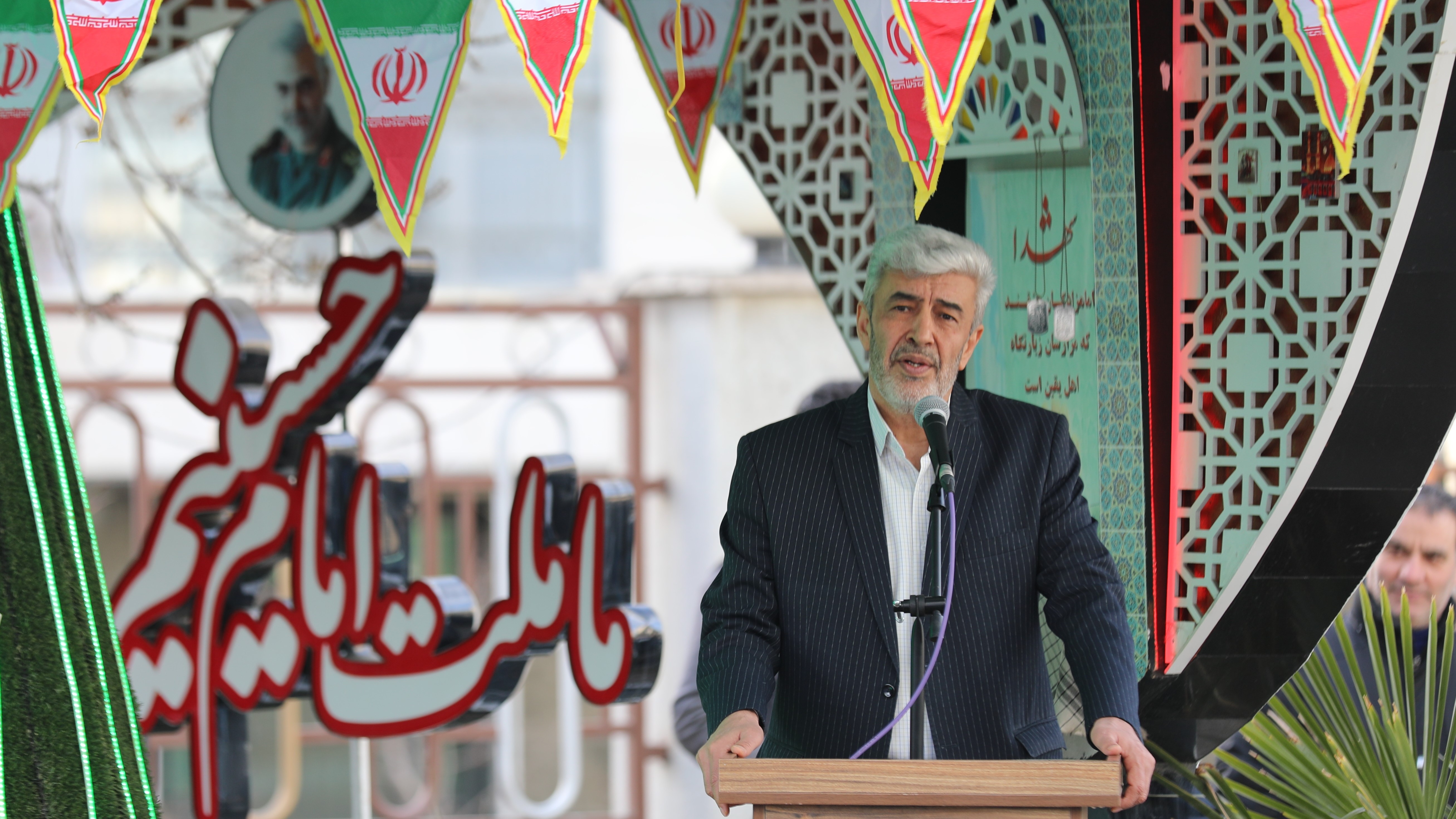 استحکام انقلاب اسلامی در گرو تربیت صحیح نسل های آینده است