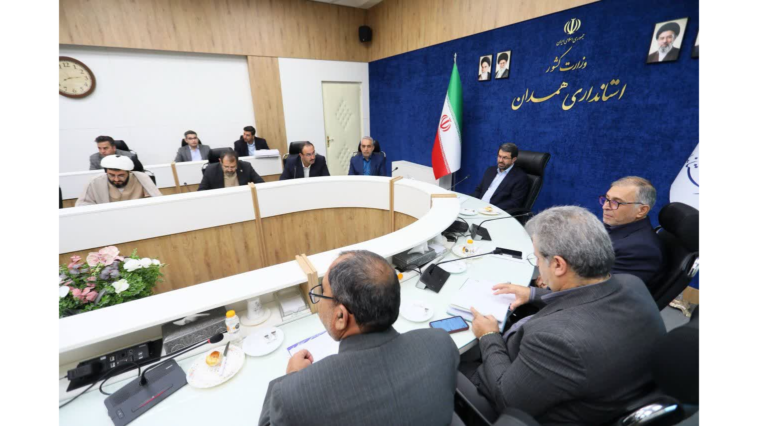 جلسه کمیته هیات امنای دانشگاه فرهنگیان همدان برگزار شد