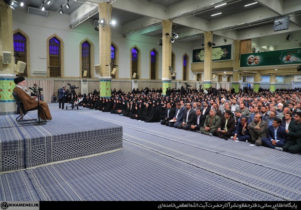 رهبر معظم انقلاب اسلامی:

 دانشگاه فرهنگیان و دیگر مراکز تربیت معلم باید کاملاً تقویت شوند