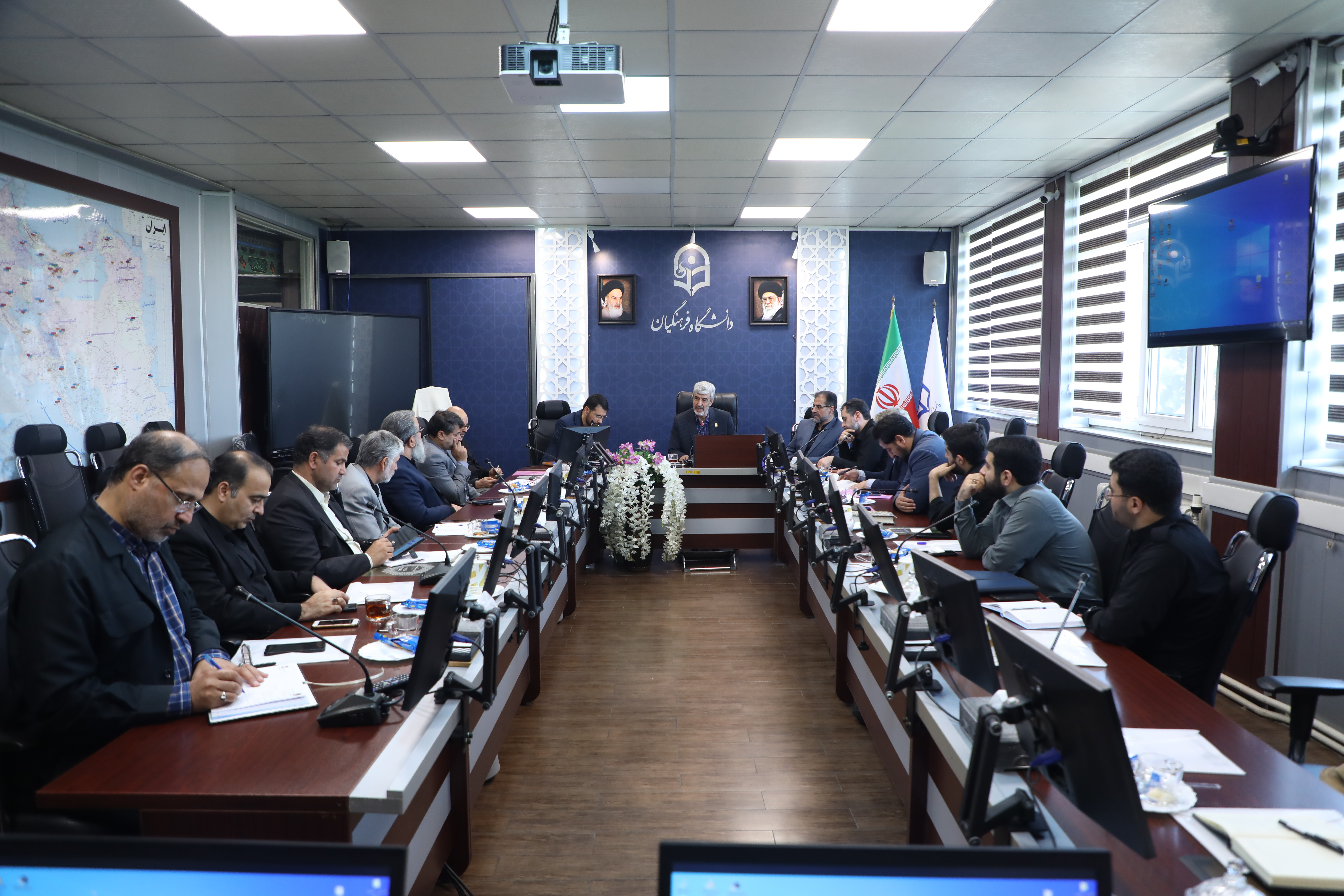 در جلسه ستاد اربعین دانشگاه فرهنگیان مطرح شد:

برنامه ریزی دقیق در جهت حضور حداکثری دانشجومعلمان در راهپیمایی اربعین