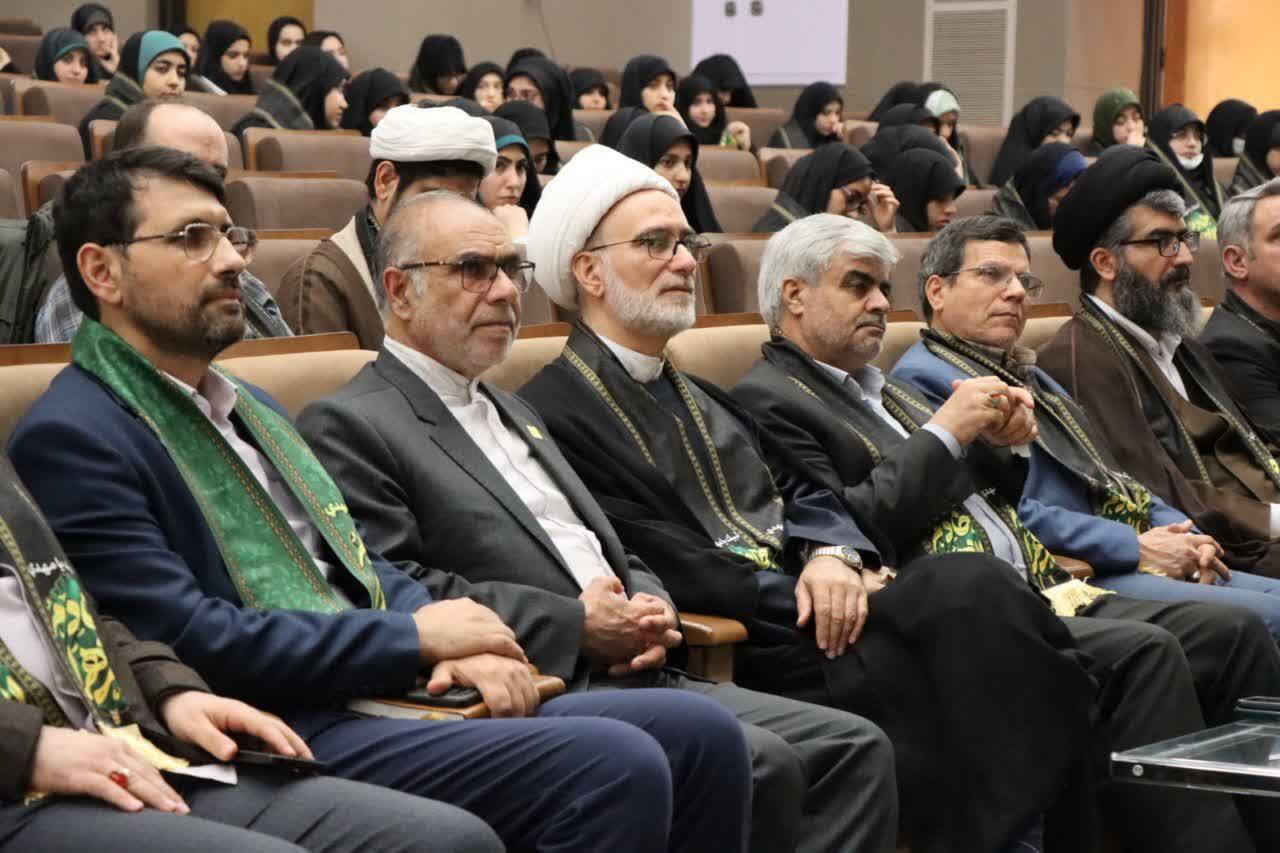 اختتامیه پنجمین پویش سفیران حسینی(ع) دانشگاه فرهنگیان برگزار شد.

اعزام ۸هزار نفر از دانشگاهیان دانشگاه فرهنگیان به عتبات عالیات در اربعین