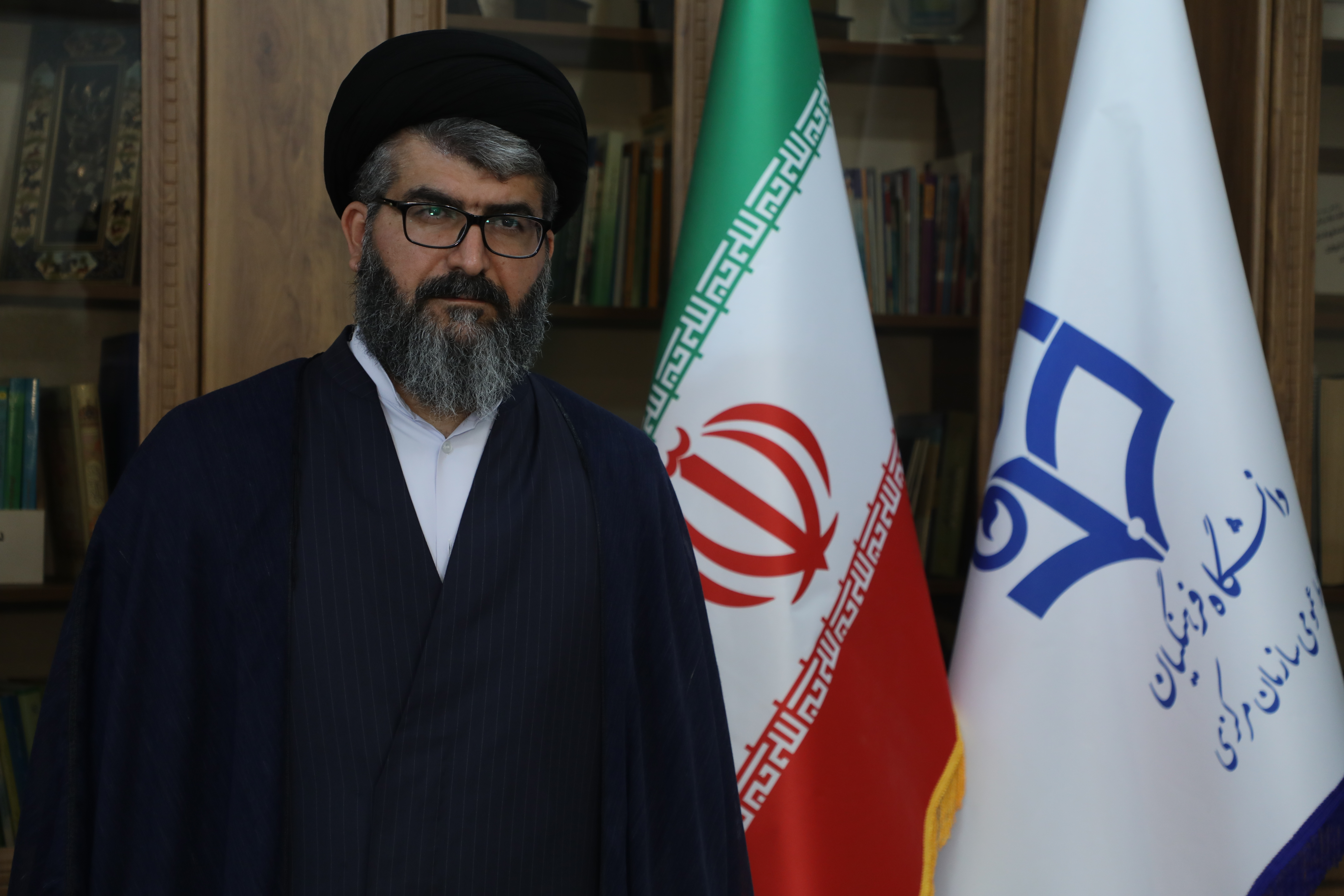 با حکم رئیس دانشگاه فرهنگیان:

سرپرست معاونت پژوهش و فناوری دانشگاه فرهنگیان منصوب شد
