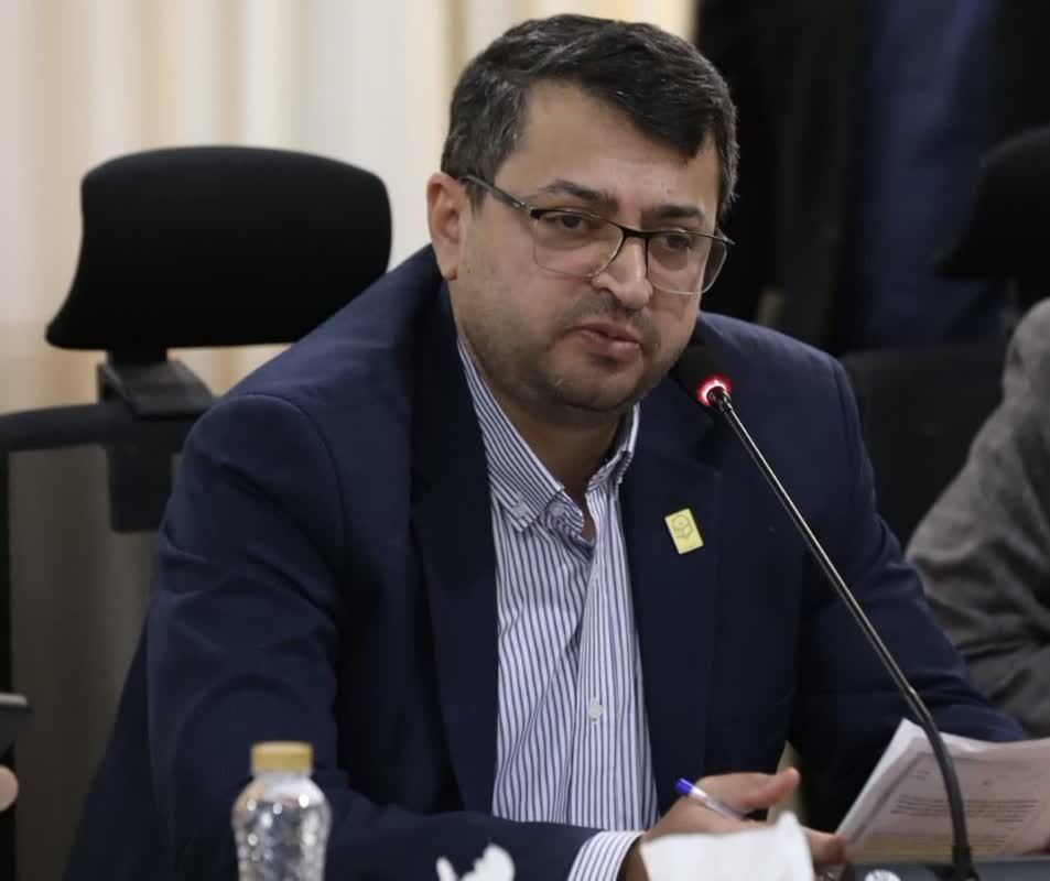 برنامه ریزی و برگزاری فعالیت های متنوع ورزشی در پردیس ها و مراکز آموزشی تابعه در سراسر کشور به مناسبت گرامیداشت هفته تربیت بدنی