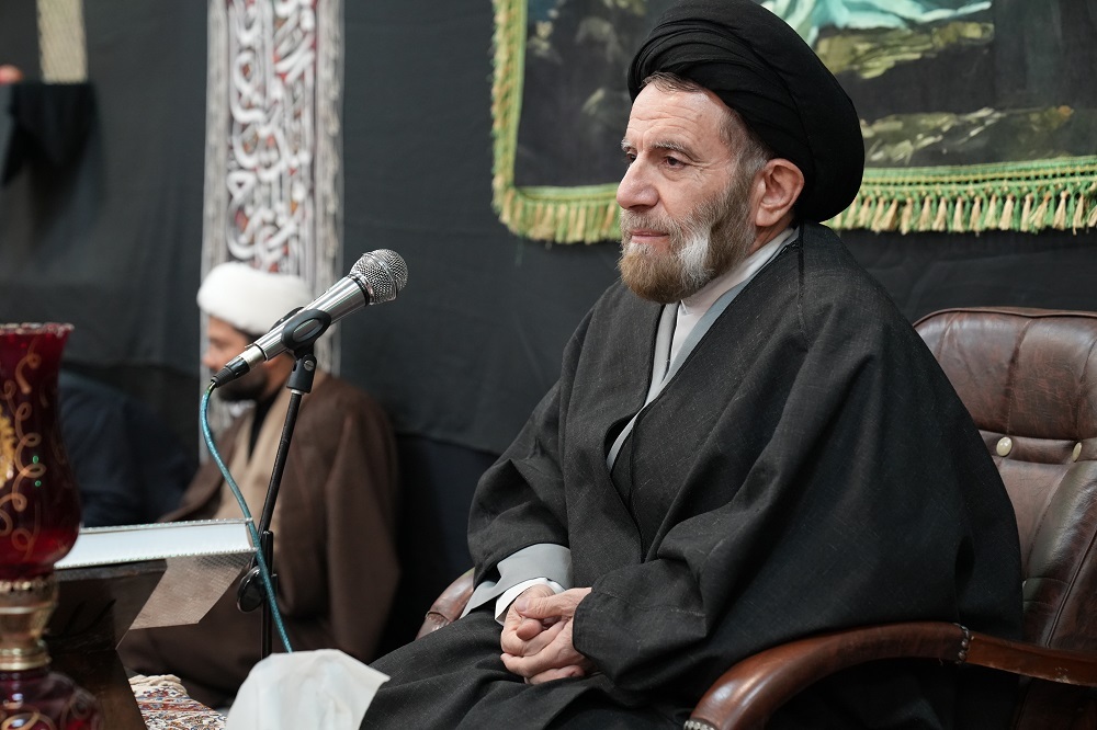 قرآن تکیه گاه زندگی سعادتمند و نجات بخش انسان است