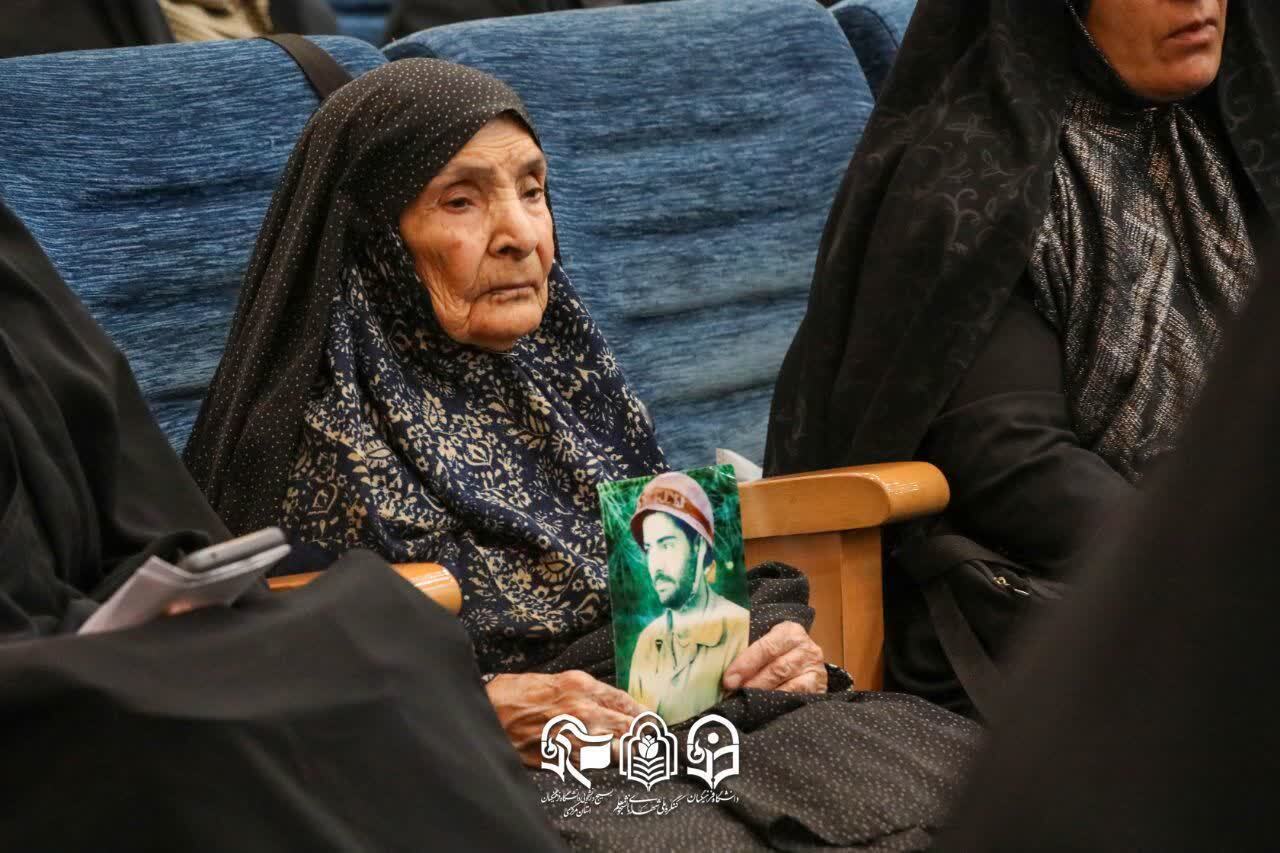 سیزدهمین اجلاسیه استانی کنگره ۱۰۳۰ شهید دانشجومعلم کشور برگزار شد