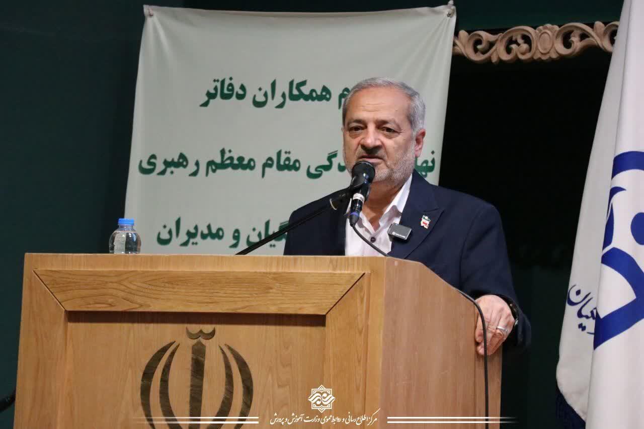 دانشگاه فرهنگیان کانون اصلی تربیت معلم و قلب نظام تعلیم و تربیت است