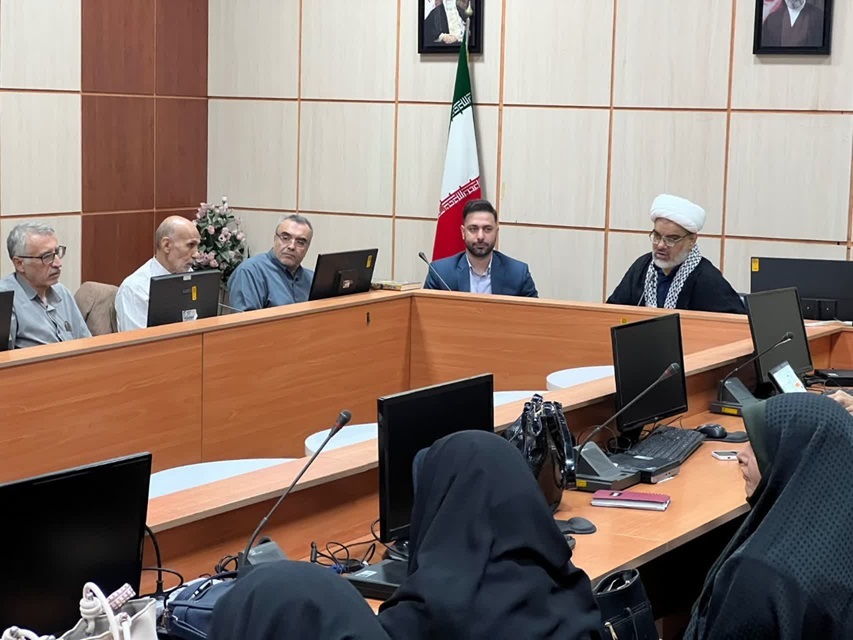 برگزاری دوره هم‌افزایی "خوانش تحلیلی انقلاب و جنگ در افق گام دوم انقلاب"