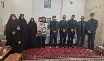 دیدار سرپرست دانشگاه فرهنگیان یزد با خانواده سردار شهید حمیدرضا سلطانی