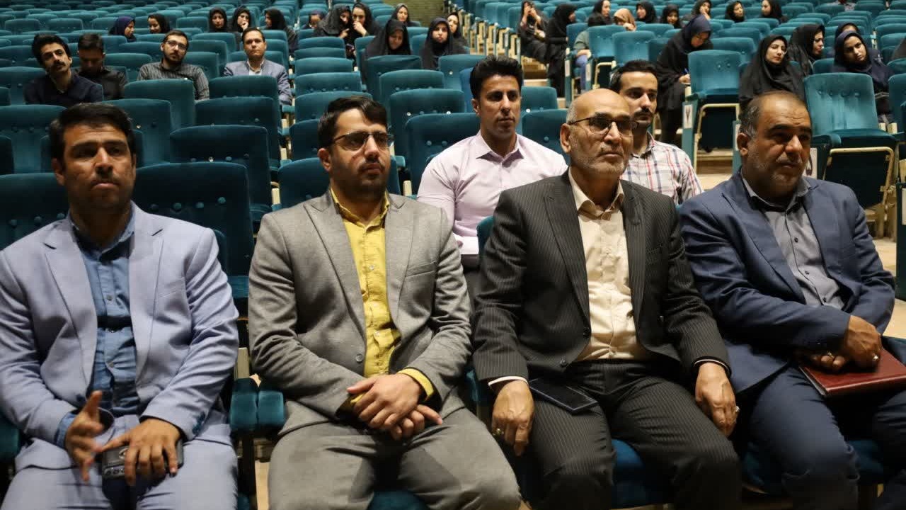 همایش آموزشی و توجیهی مدیران، معاونان و معلمان راهنمای طرح کارورزی دانشگاه فرهنگیان
