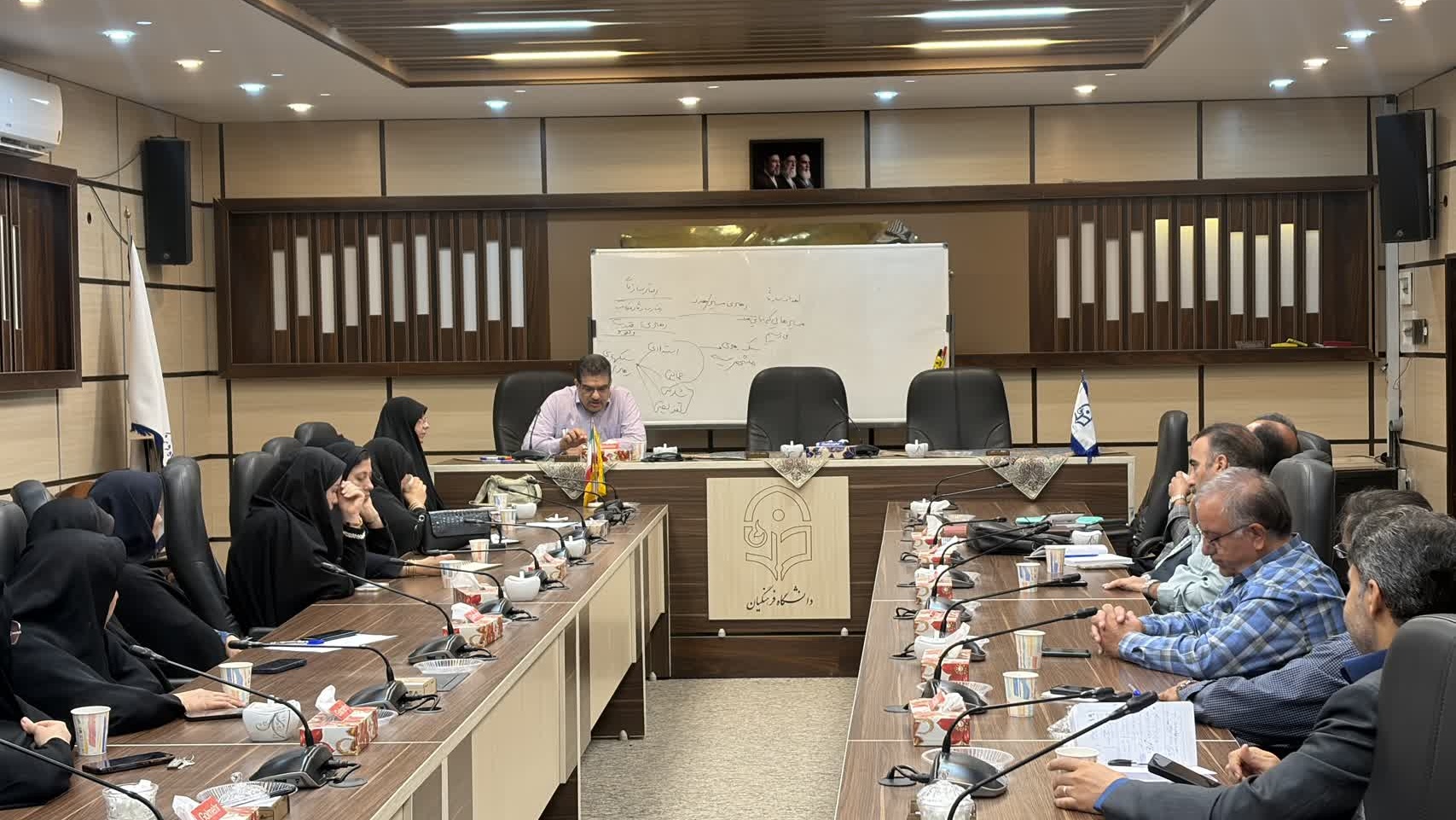 دوره آموزشی و فرهنگی «رفتار سازمانی» ویژه اساتید و کارکنان دانشگاه فرهنگیان یزد