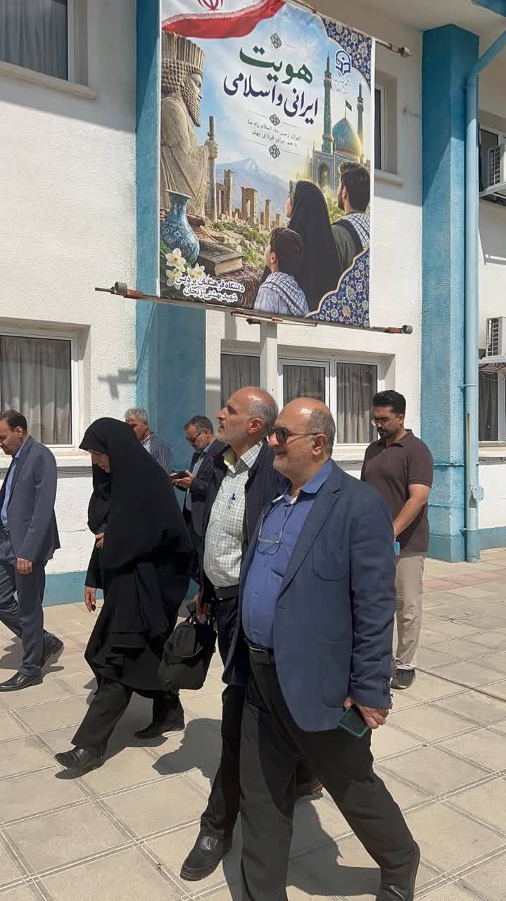 بازدید مدیرکل فرهنگی و تربیتی دانشگاه فرهنگیان از دانشگاه فرهنگیان استان زنجان