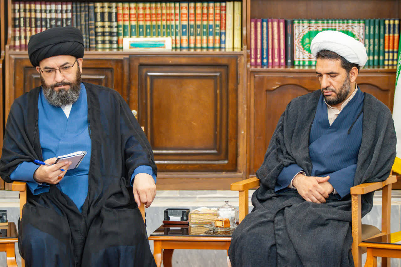 گزارش تصویری دیدار مسئولان دانشگاه فرهنگیان زنجان با امام جمعه